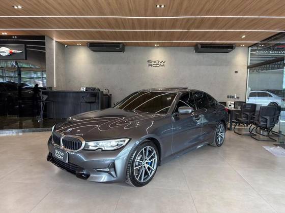 BMW 330i 2.0 16V TURBO GASOLINA SPORT AUTOMÁTICO BMW 330i 2.0 16V TURBO GASOLINA SPORT AUTOMÁTICO
